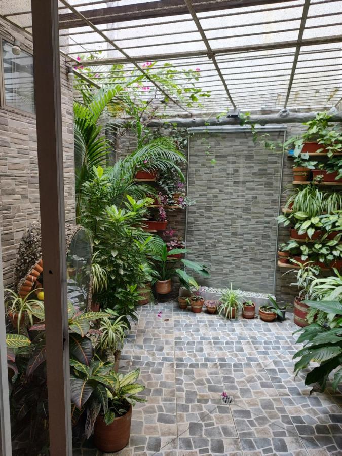 Noras Homestay Laureles Medellín Dış mekan fotoğraf