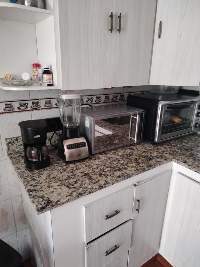 Noras Homestay Laureles Medellín Dış mekan fotoğraf