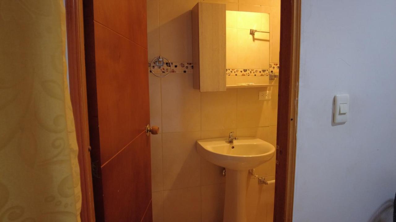 Noras Homestay Laureles Medellín Dış mekan fotoğraf