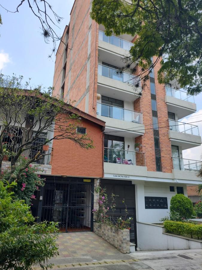 Noras Homestay Laureles Medellín Dış mekan fotoğraf