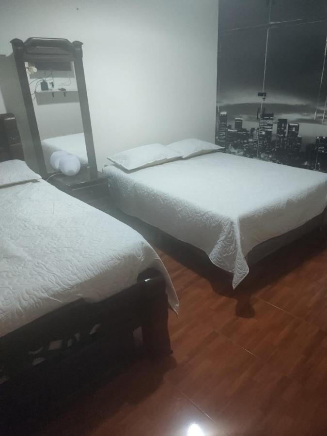 Noras Homestay Laureles Medellín Dış mekan fotoğraf