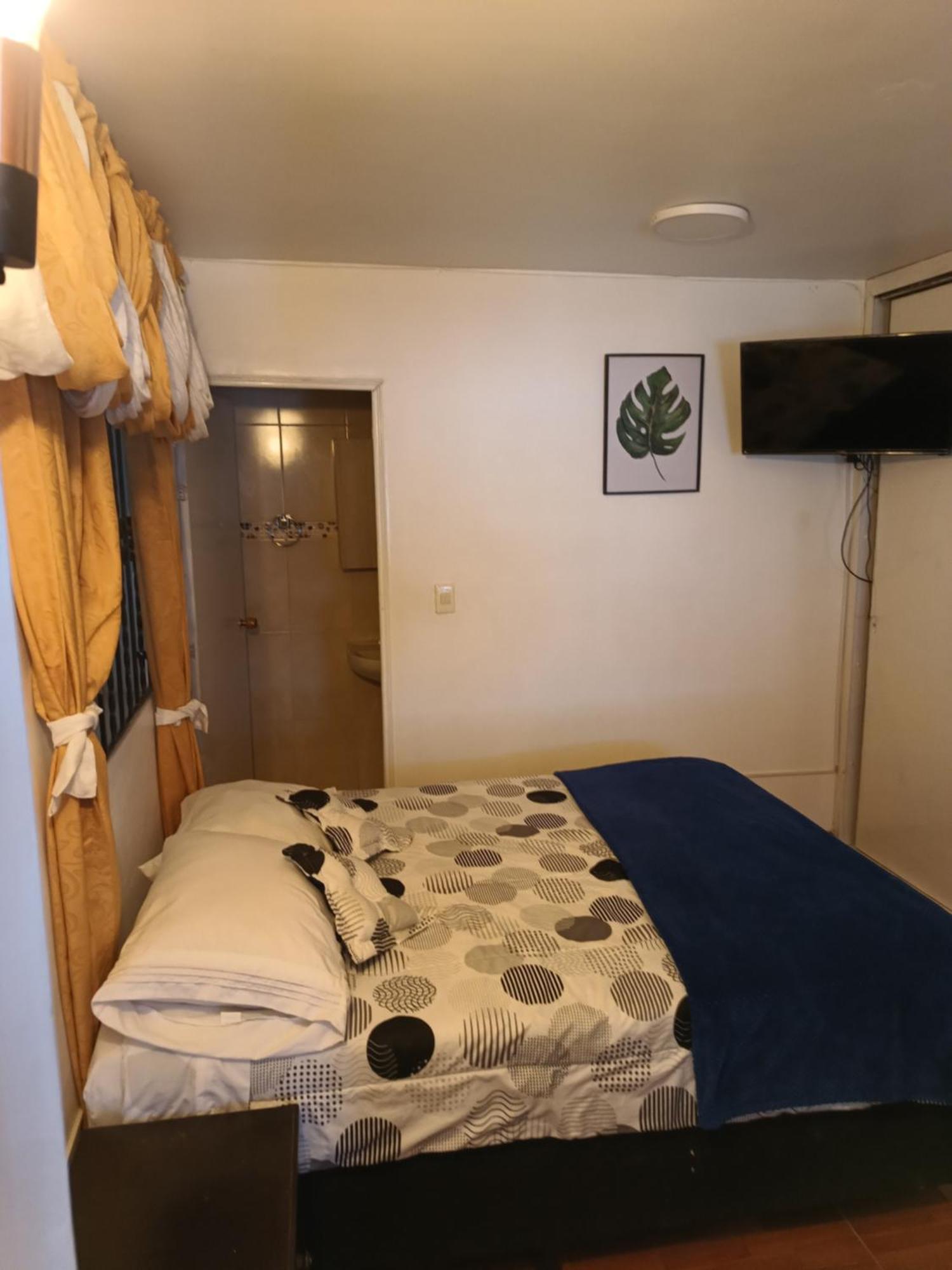 Noras Homestay Laureles Medellín Dış mekan fotoğraf